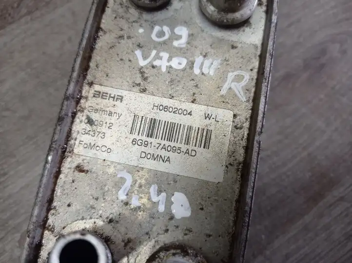 Volvo V70 (2007 - 2013) Кронштейн масляного фильтра — фото 2