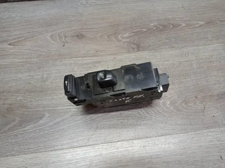 Volvo S80 (1998 - 2004) Кнопка стеклоподъемников — фото 4