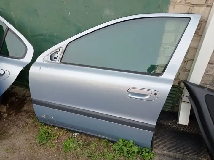 Volvo S60 (2000 - 2004) Дверь — фото 2