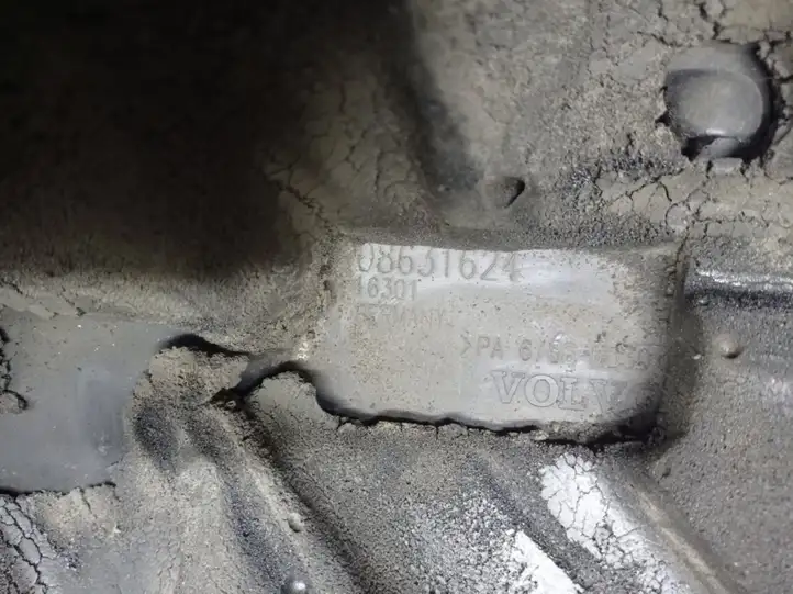 Volvo S60 (2000 - 2004) 16301 Крышка двигателя декоративная — фото 4