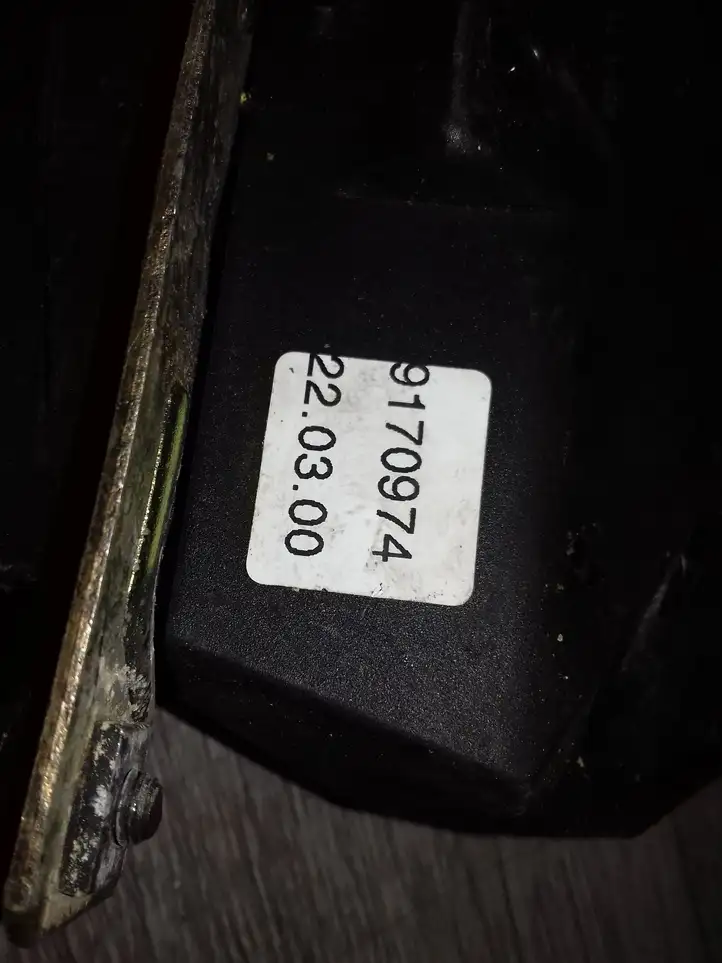 Volvo S80 (1998 - 2004) Замок крышки багажника — фото 4