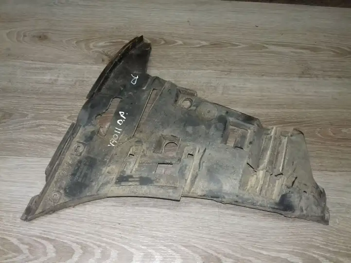 Volvo V70 (2000 - 2004) 9484338 Кронштейн переднего бампера — фото 1