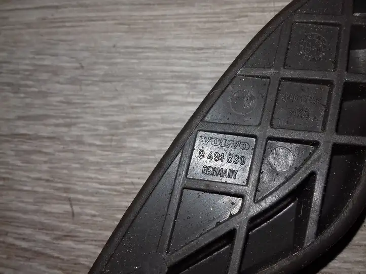 Volvo S80 (1998 - 2004) Регулировка рулевой колонки — фото 3