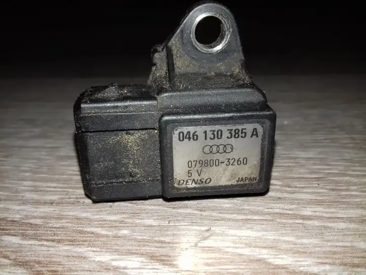 (1997 - 2000) 0798003260 Датчик давления воздуха впуска — фото 3