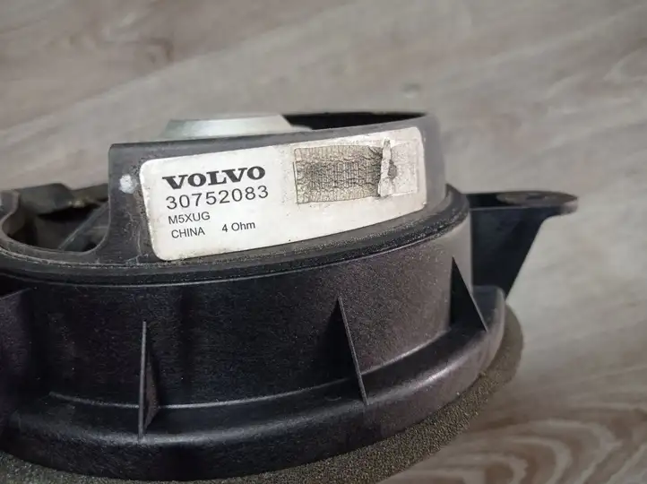 Volvo V50 (2004 - 2008) Динамики задних дверей — фото 3