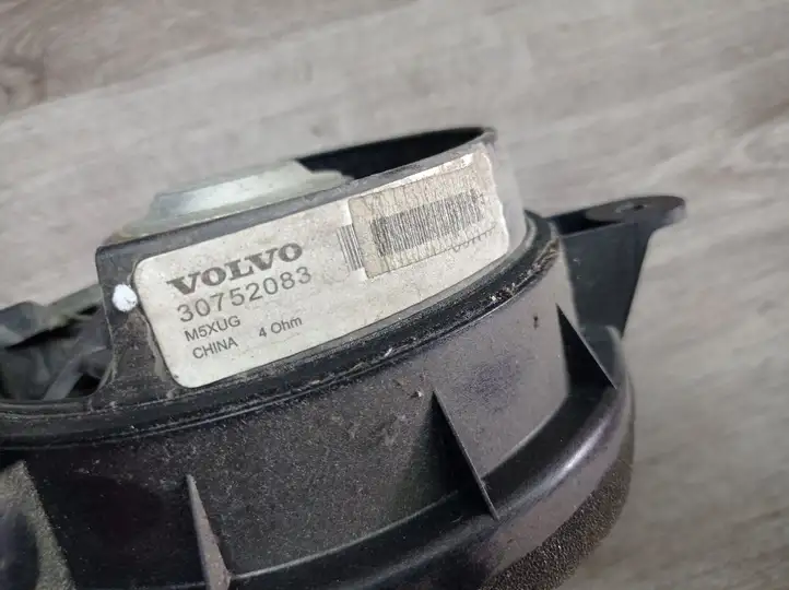 Volvo V50 (2004 - 2008) Динамики передних дверей — фото 3