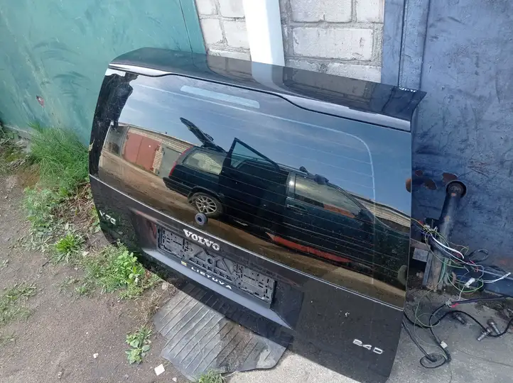 Volvo V70 (2004 - 2007) Крышка багажника — фото 1