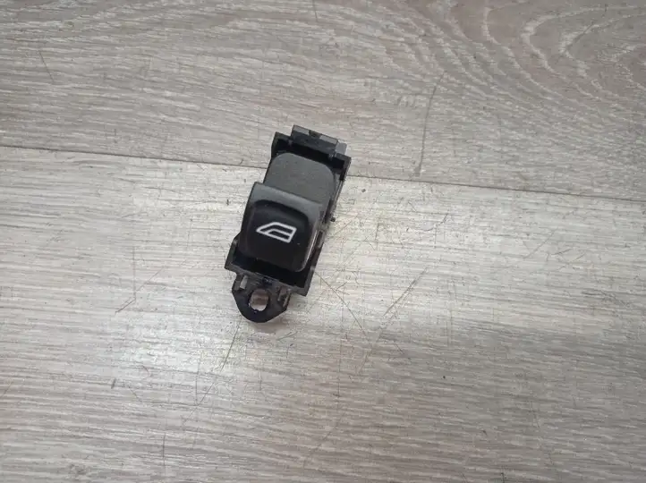 Volvo V70 (2007 - 2013) Кнопка стеклоподъемников — фото 3