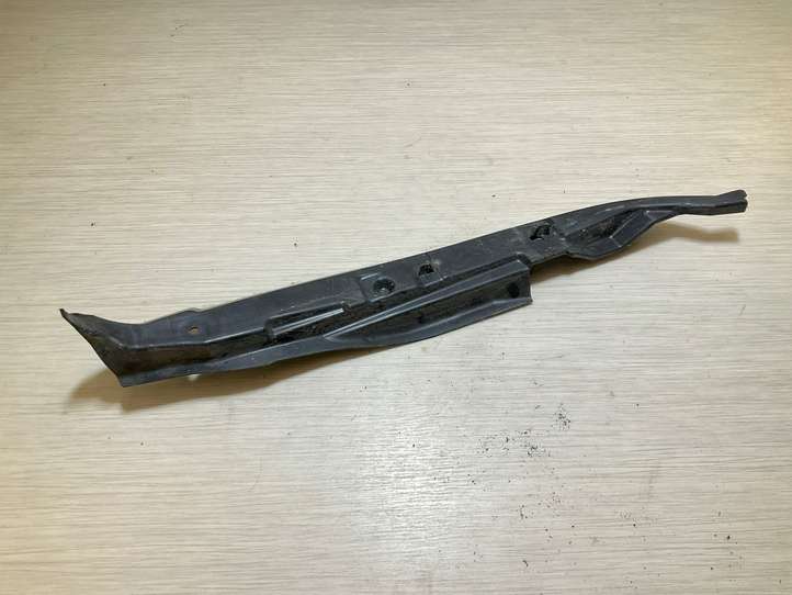 Suzuki Swift (2004 - 2010)  7235263J0 Накладка на крыло
