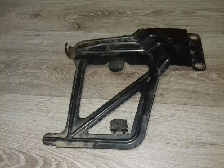 (1997 - 2000) Держатель аккумулятора — фото 2