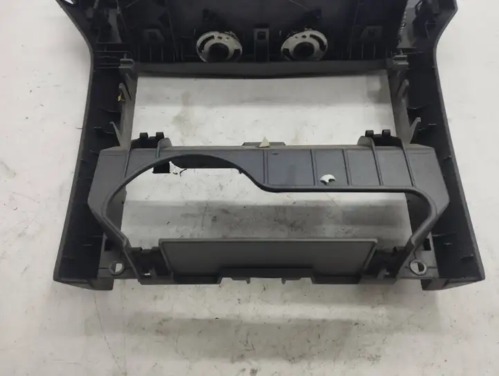 Opel Astra H (2004 - 2009) 24465731 Центральный воздушный дефлектор — фото 4