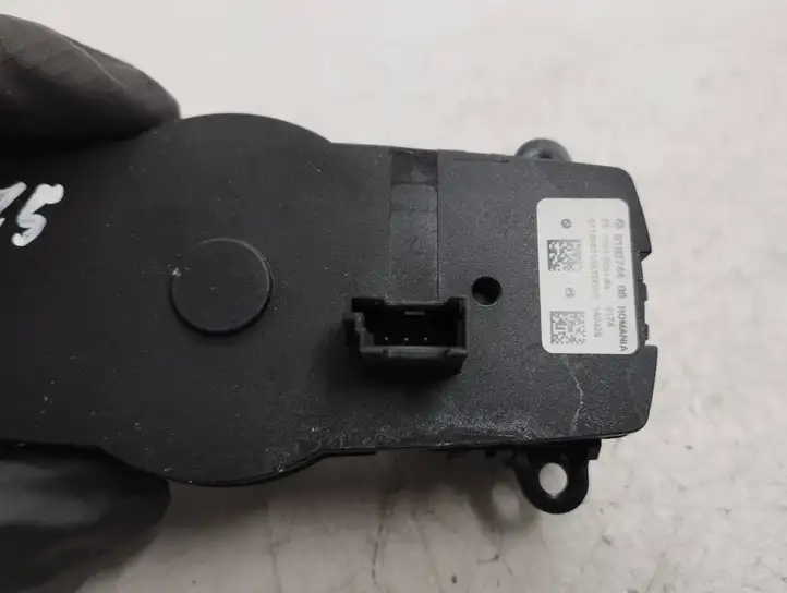 BMW 5 F10 F11 (2009 - 2016) 9192744 Включатель фонарей — фото 4