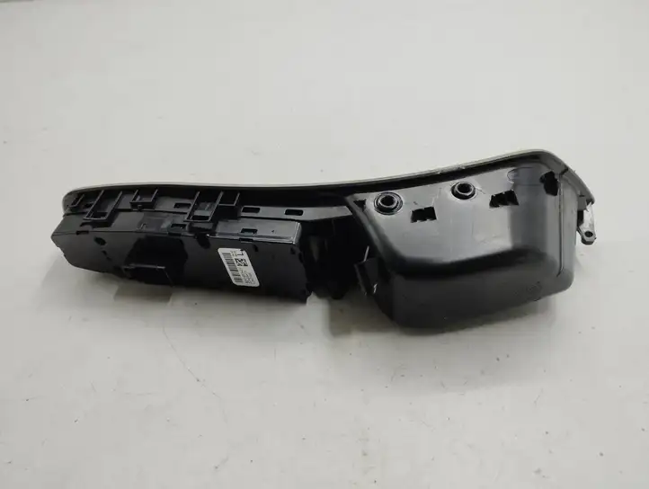 BMW 5 F10 F11 (2009 - 2016) 9241957 Блок кнопок стеклоподъемников — фото 4