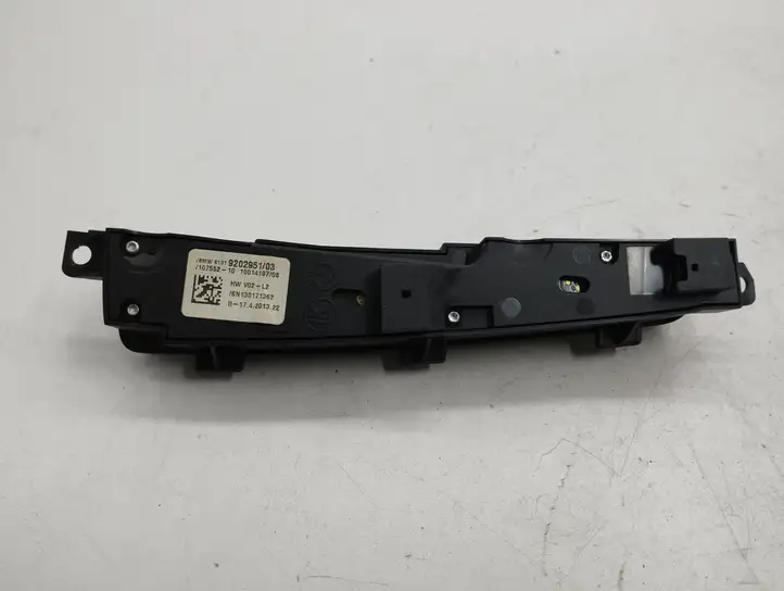 BMW 5 F10 F11 (2009 - 2016) 9202951 Включатель регулировки высоты / жесткости ходовой части — фото 4