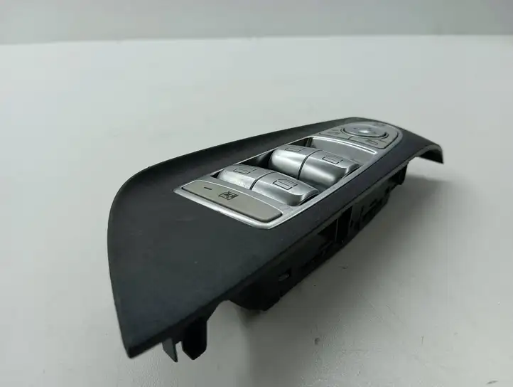 Mercedes-Benz E W213 (2016 - ) A2137208600 Блок кнопок стеклоподъемников — фото 4