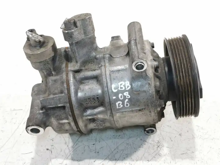 Volkswagen PASSAT B6 (2005 - 2010) 5Q0820803C Компрессор (насос) кондиционера воздуха — фото 1