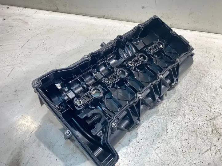 BMW 5 E60 E61 (2004 - 2010) 7797613 Крышка головки блока цилиндров — фото 3