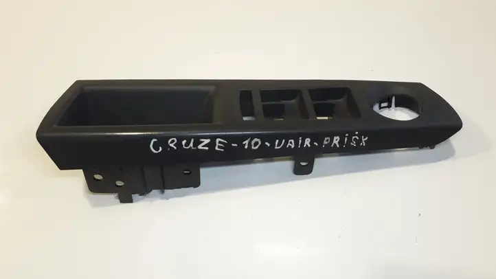 Chevrolet Cruze (2009 - 2012) 96979663 Накладка кнопки стеклоподъемника — фото 1