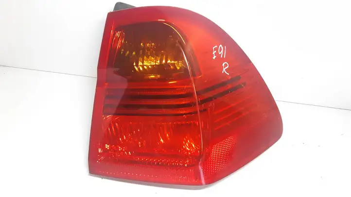 BMW 3 E90 E91 (2005 - 2012) 7160062 Задний фонарь в кузове — фото 1