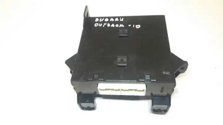 Subaru Outback (2009 - 2014) 72343AJ090 Модуль комфорта — фото 3