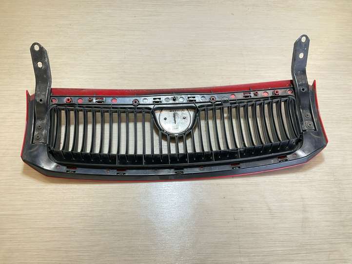 Skoda Fabia Mk1 (6Y) (1999 - 2007)  6Y0853668 Передняя решётка