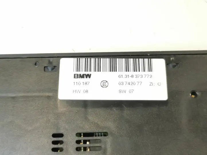 BMW 5 E39 (1996 - 2003) 8373772 Включатель обогрева — фото 2