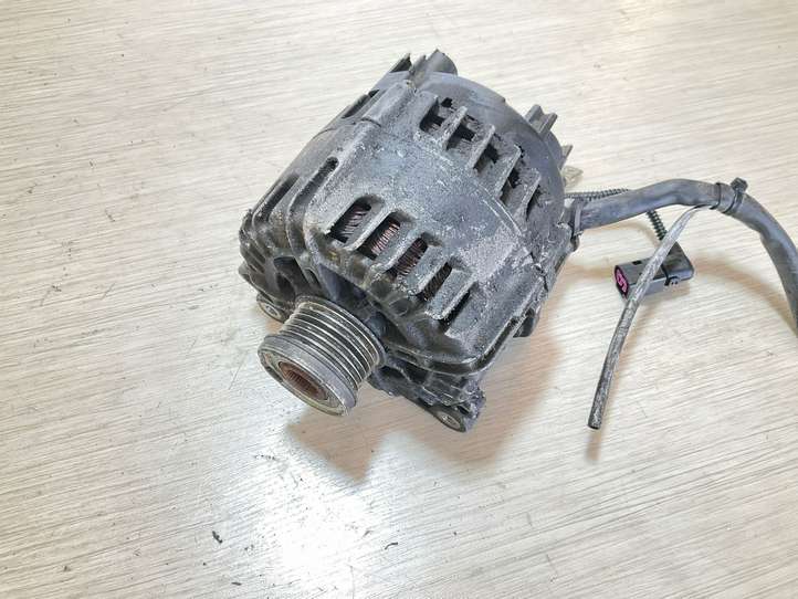 Audi A3/S3 8P (2008 - 2013)  03C903025D Генератор