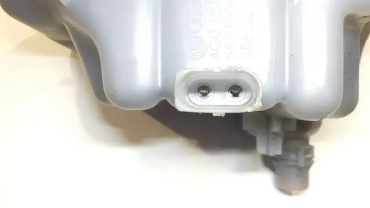 Audi A7 S7 4G (2010 - 2014) 4G0121403D Расширительный бачок — фото 3