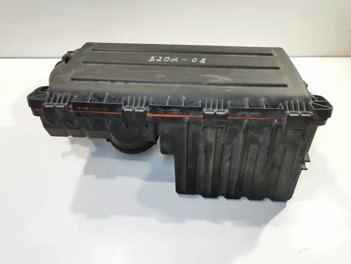 BMW 5 E60 E61 (2004 - 2010) 036129611CD Корпус воздушного фильтра — фото 2