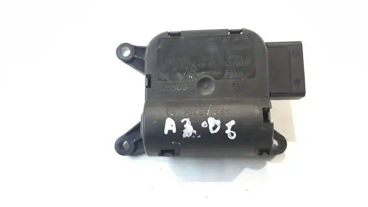 Audi A3/S3 8P (2004 - 2008) 0132801345 Двигатель задвижки потока воздуха — фото 1