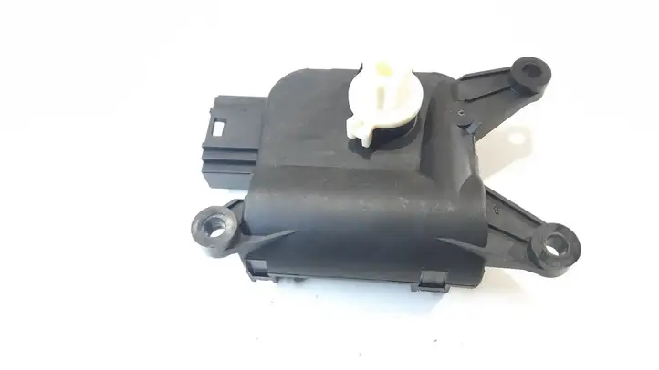 Audi A3/S3 8P (2004 - 2008) 0132801345 Двигатель задвижки потока воздуха — фото 2