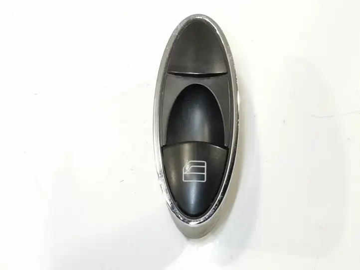 Mercedes-Benz CLS C219 (2003 - 2011) A2118211351 Блок кнопок стеклоподъемников — фото 1