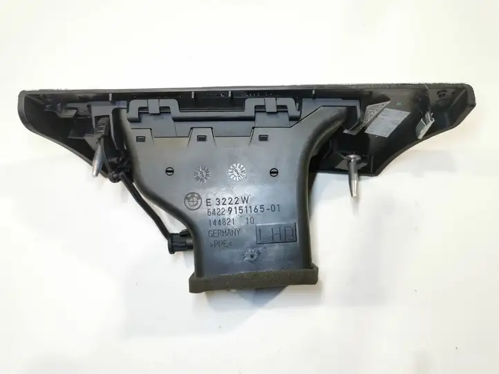 BMW 3 E90 E91 (2005 - 2012) 9151165 Боковой воздушный дефлектор — фото 3