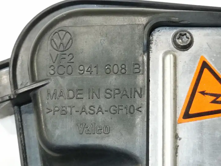 Volkswagen PASSAT B6 (2005 - 2010) 7L6941329A Блок розжига ксенона — фото 4