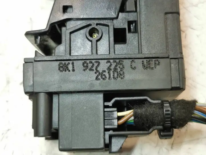 Audi A4 S4 B8 8K (2007 - 2011) 8K1927225C Кнопка ручного тормоза — фото 2