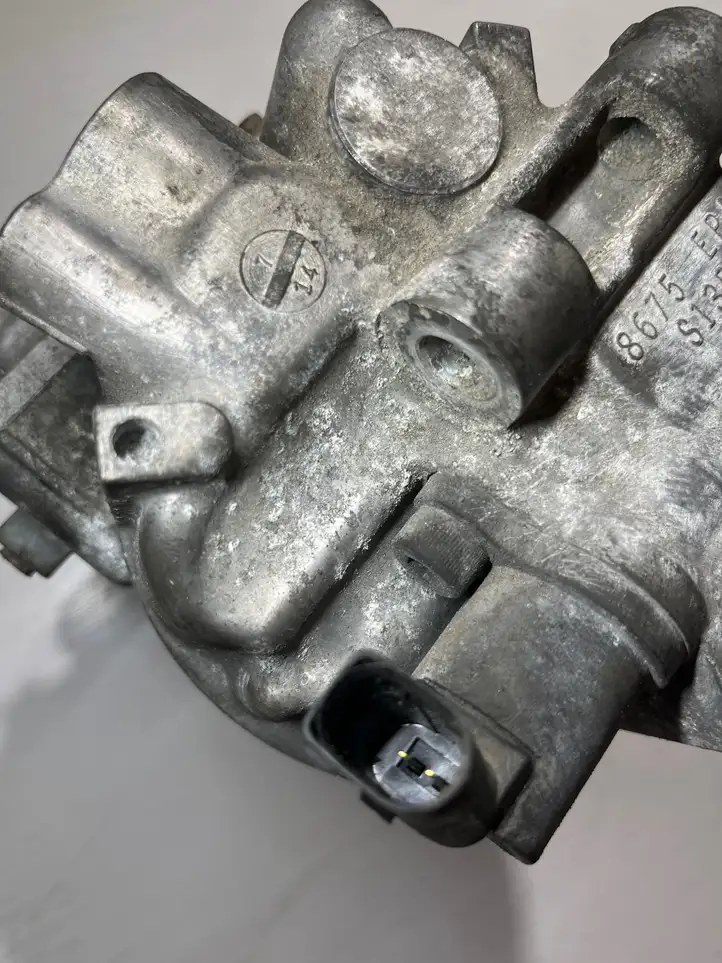 Audi A3/S3 8P (2003 - 2005) 1K0820803G Компрессор (насос) кондиционера воздуха — фото 4
