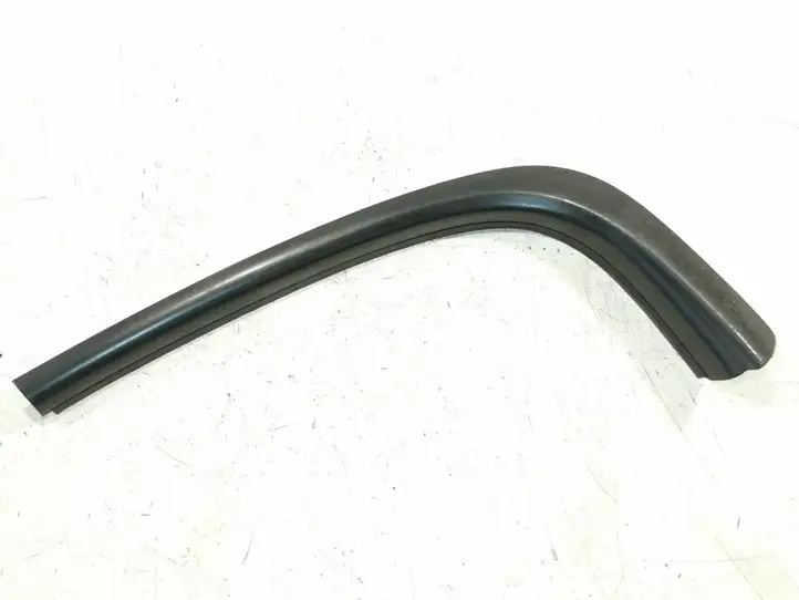 BMW 3 E90 E91 (2005 - 2012) 9117243 Облицовка заднего бокового стекла — фото 1