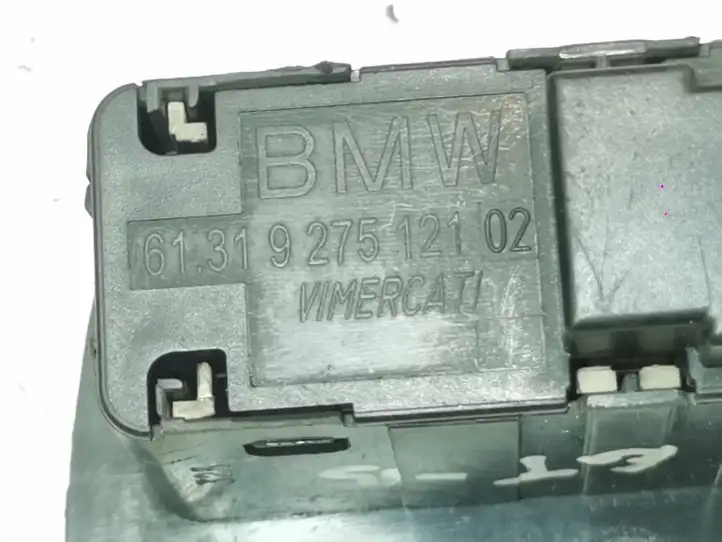 BMW (2013 - 2017) 9275121 Кнопка закрытия багажника — фото 4