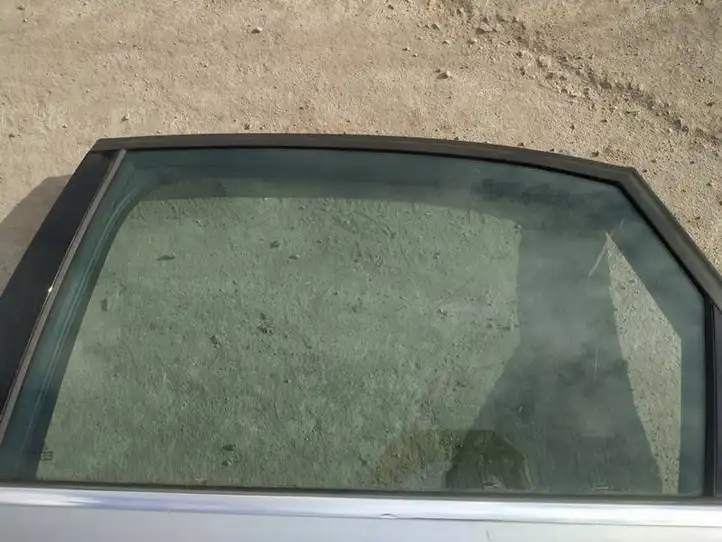 Audi A4 S4 B8 8K (2007 - 2011) Стекло задней двери — фото 2