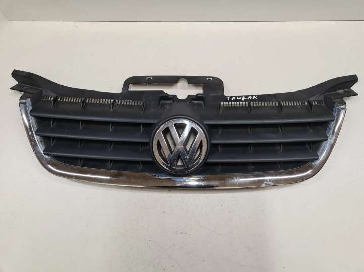 1T0853651 Volkswagen Touran I Grotelės viršutinės