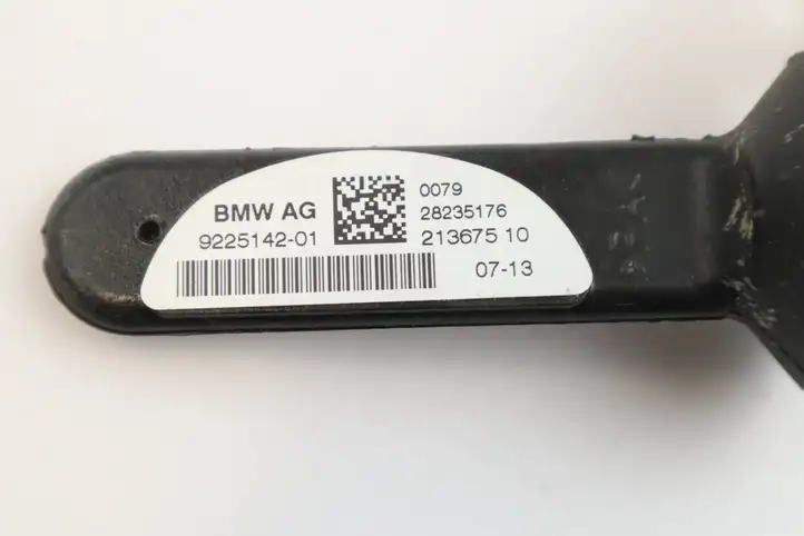 BMW 3 E92 E93 (2005 - 2014) 9225142 Усилитель антенны — фото 3