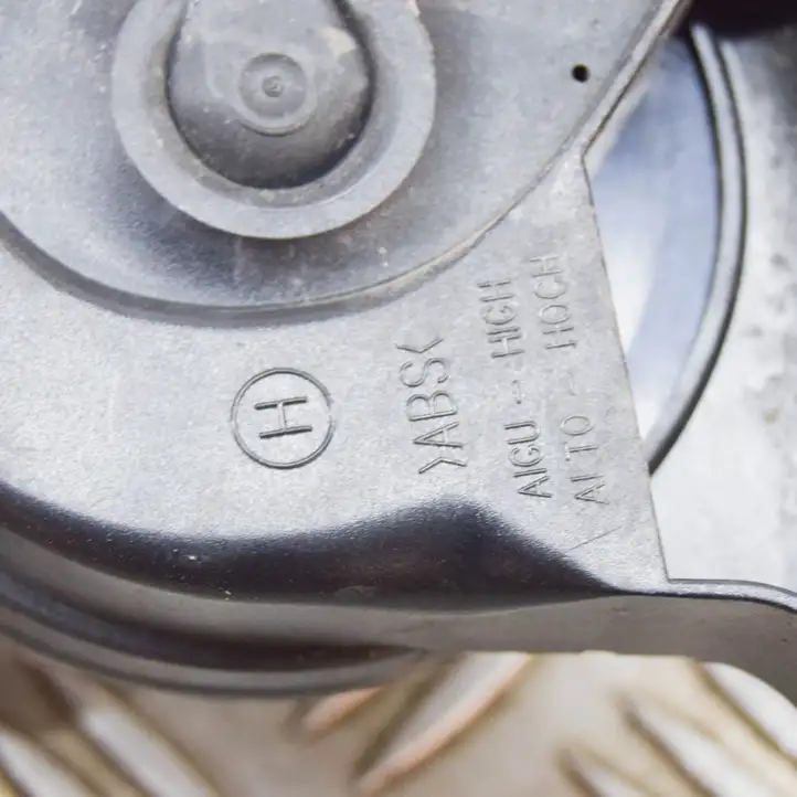 Skoda Kamiq (2019 - )  5Q0951223B Звуковой сигнал