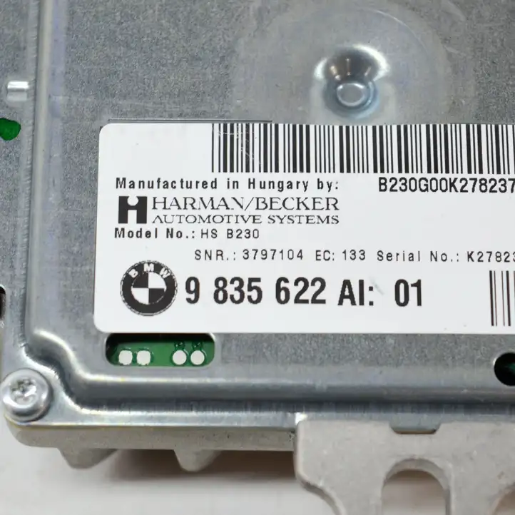 BMW X3 G01 (2018 - 2024)  9835622 Звукоусилитель