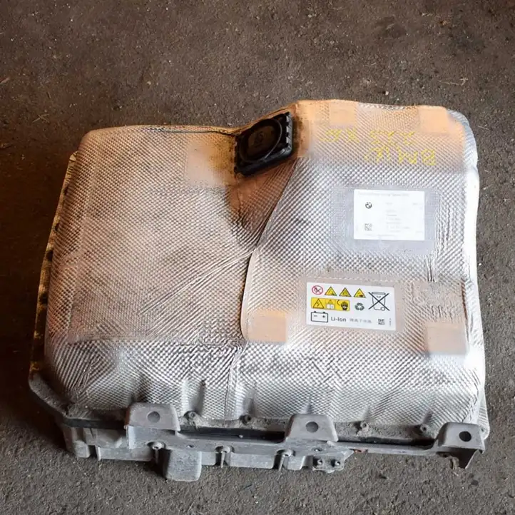 BMW 2 F45 (2014 - 2021) 8687752 Аккумулятор гибридного / электрического автомобиля — фото 3