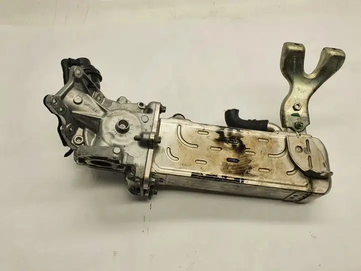 Mercedes-Benz E W212 (2009 - 2016)  A6511420467 Охладитель EGR