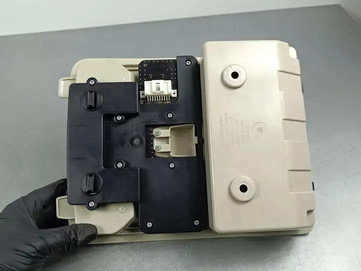 SsangYong Rexton (2017 - ) 7767036000 Очечник — фото 5