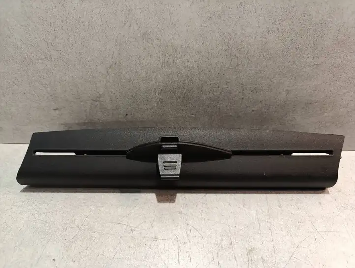 BMW 3 F30 F35 F31 (2012 - 2018) 22721710 Солнцезащитная шторка заднего бокового окна — фото 1