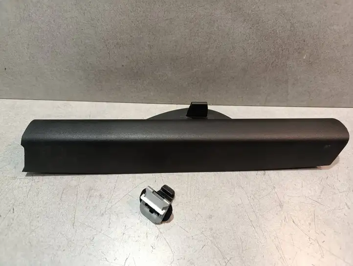 BMW 3 F30 F35 F31 (2012 - 2018) 2272170 Солнцезащитная шторка заднего бокового окна — фото 1