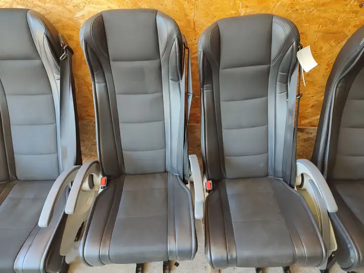 Volkswagen Crafter (2016 - ) Комплект сидений — фото 19