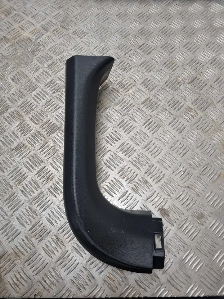 Toyota RAV 4 (XA50) (2018 - ) 6775042060 Комплект обшивки крышки багажника — фото 9